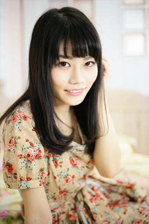 丸山夏鈴131009-190144-秋葉原ZR0C3582_R