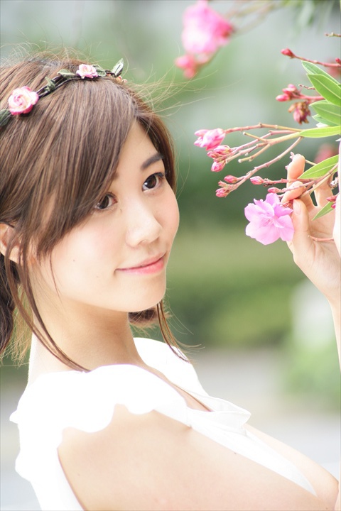 広野未奈130720-144840-青海南ふ頭公園ZR0C8597_R