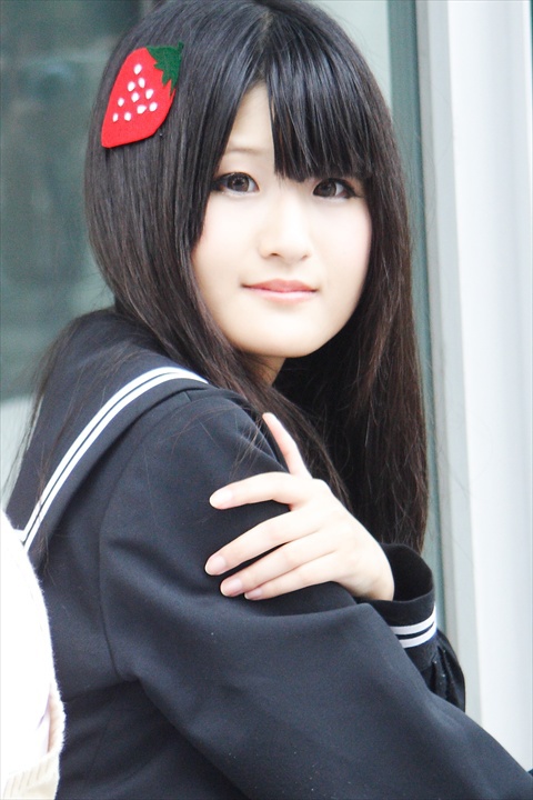 乃木坂くら131006-135354-東京ビックサイトZR0C1834dpp_R