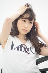 ikumii(小山郁美:おやまいくみ)さん140429-111034-ZR0C9