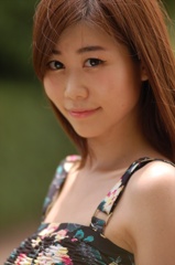 広野未奈130720-115438-青海南ふ頭公園DSC_5757_R