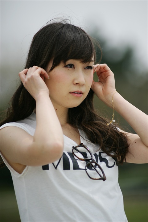 ikumii(小山郁美:おやまいくみ)さん140429-112041-LB1E8