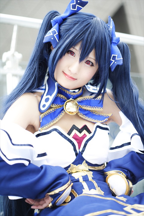 乃木坂くら131006-154351-東京ビックサイトZR0C2864dpp_R