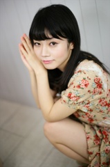 丸山夏鈴131009-191527-秋葉原ZR0C3640_R