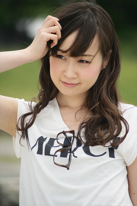 ikumii(小山郁美:おやまいくみ)さん140429-112041-ZR0C9