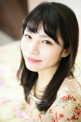 丸山夏鈴131009-185140-秋葉原ZR0C3532_R