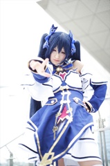 乃木坂くら131006-154253-東京ビックサイトZR0C2843dpp_R