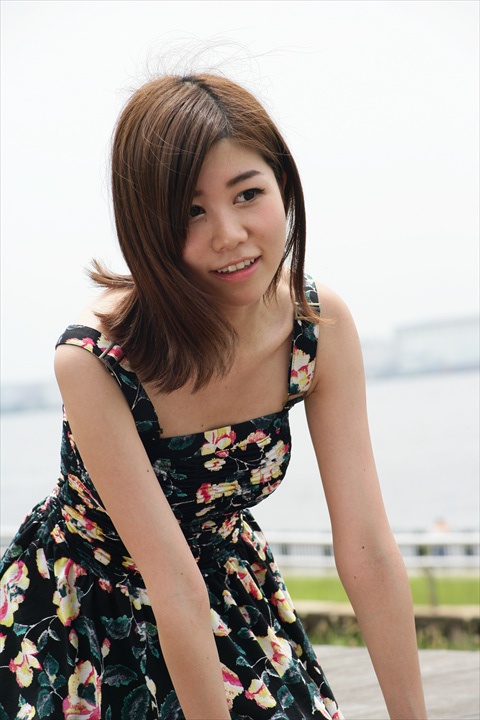 広野未奈130720-113910-青海南ふ頭公園ZR0C7289_R