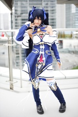 乃木坂くら131006-154225-東京ビックサイトZR0C2829dpp_R