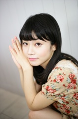 丸山夏鈴131009-191526-秋葉原ZR0C3639_R