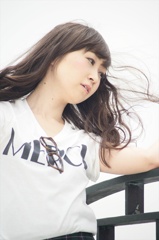 ikumii(小山郁美:おやまいくみ)さん140429-111031-ZR0C9