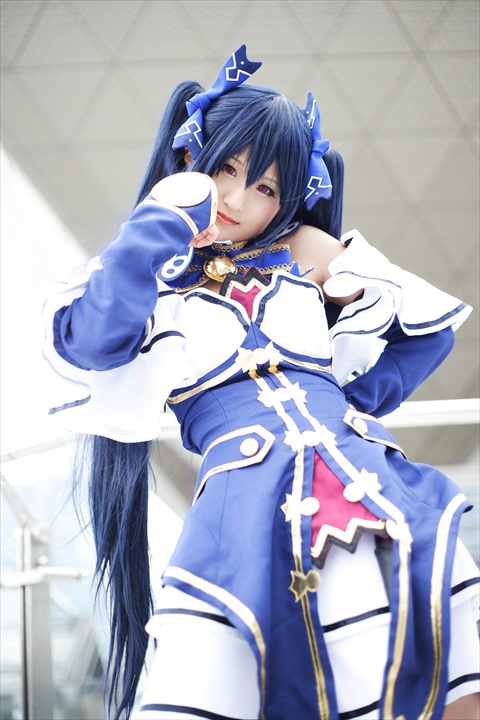 乃木坂くら131006-154246-東京ビックサイトZR0C2841dpp_R