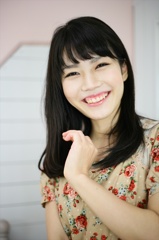 丸山夏鈴131009-191943-秋葉原ZR0C3663_R