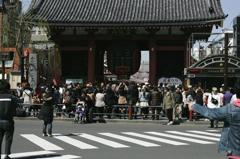 かみなりもん、混雑。