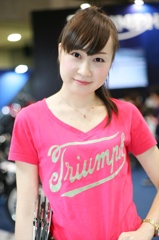 小山郁美130323-175714-モーターサイクルショーLB1E6208_R