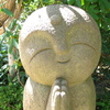 ど～も～