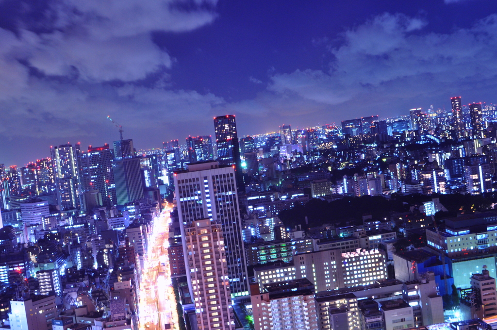 青の夜