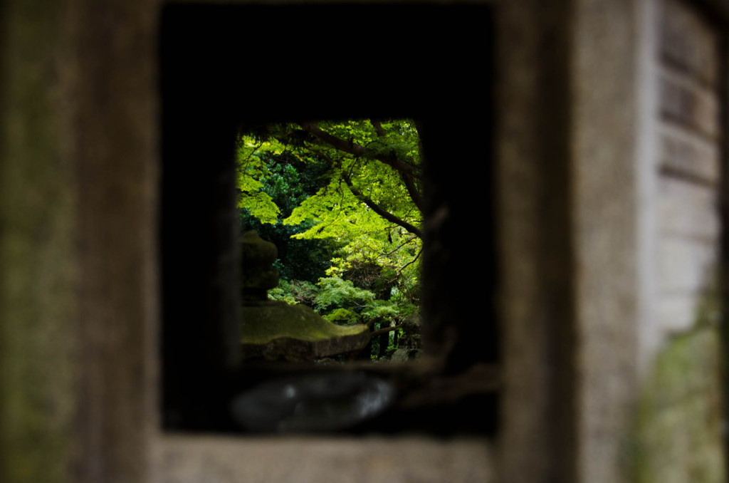 窓の外