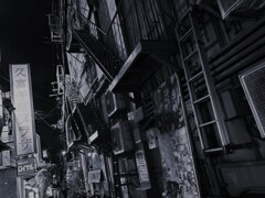 路地裏
