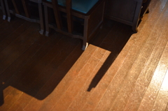 Old　Chair　Shadow