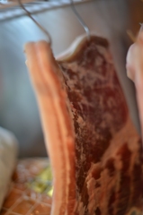 ”肉っ！”