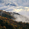 山岳紅葉～湧き上がる雲