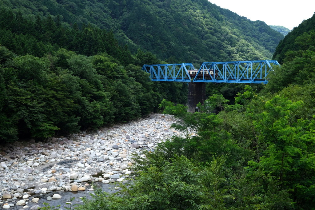 ローカル線の旅　足尾渓谷、