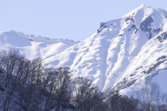 トンネルを超えると雪国だった、