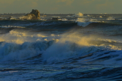 朝の海、