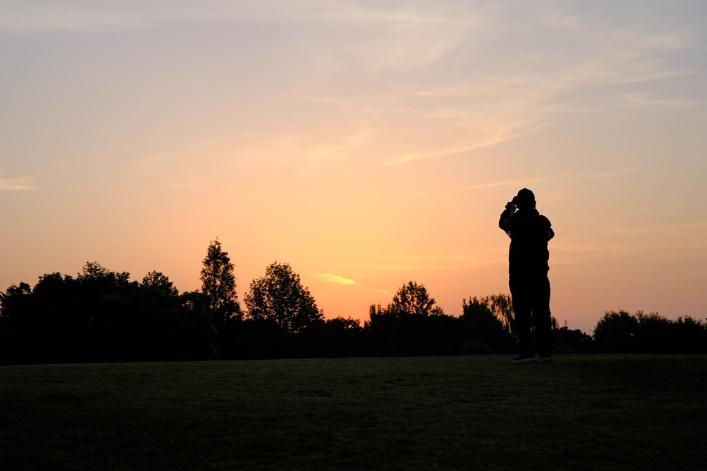 夜明けの待ち人