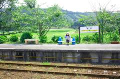 国吉駅は、癒しの中の癒し。