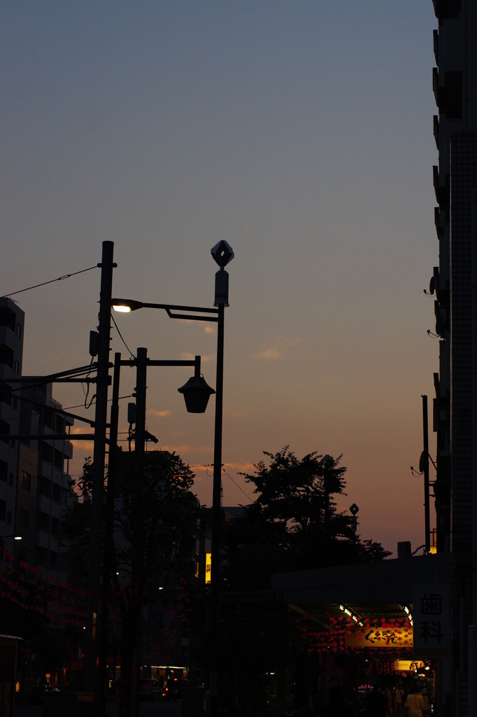 夕焼けに纏い