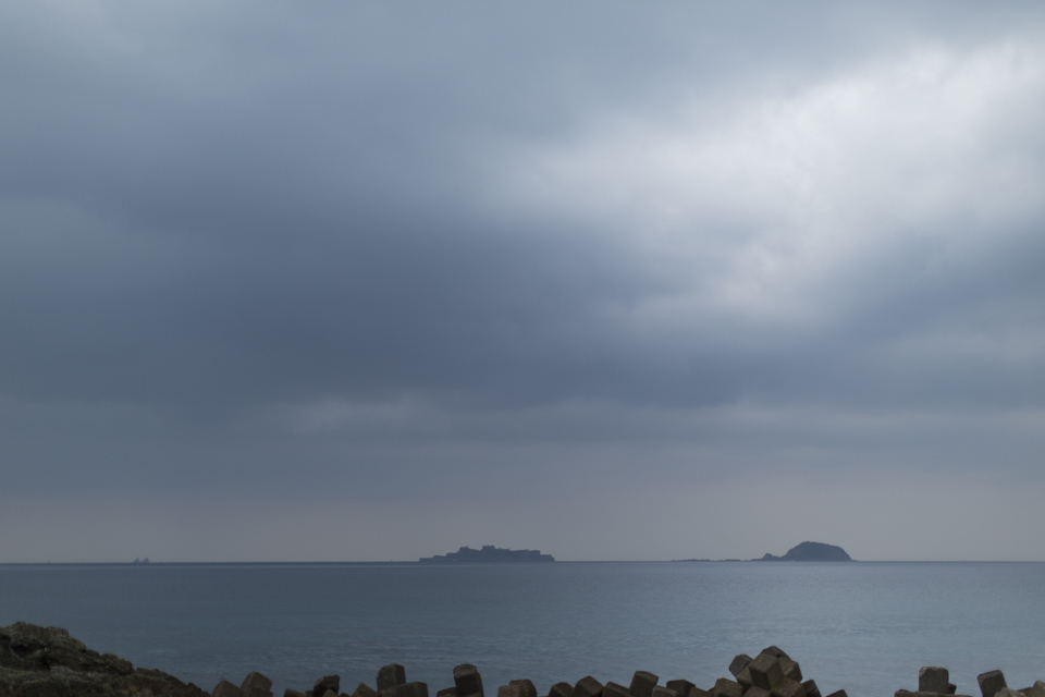或る日の軍艦島
