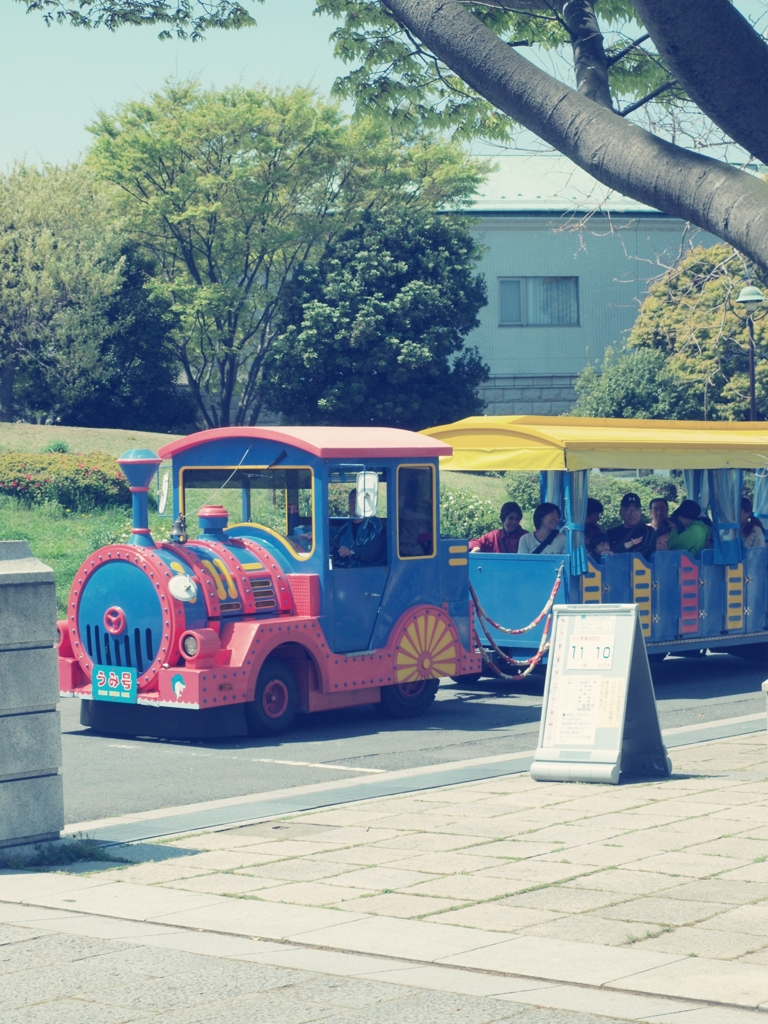 汽車ポッポー