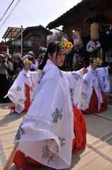 巫女の舞