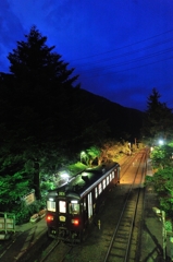 夜の静寂（しじま）