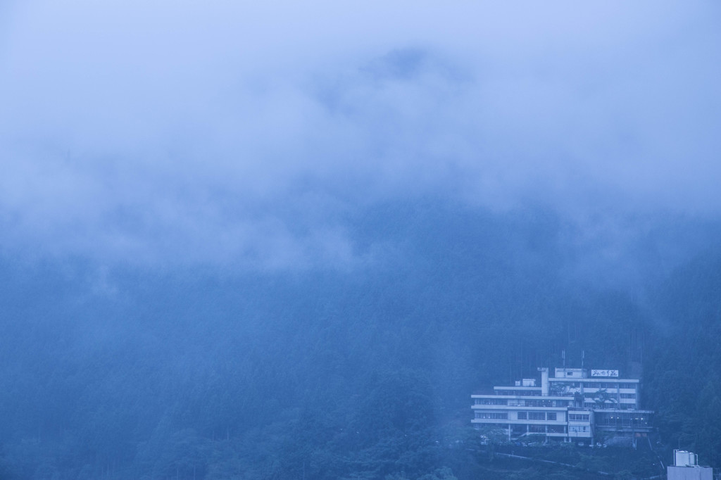 雨霧　－下呂温泉