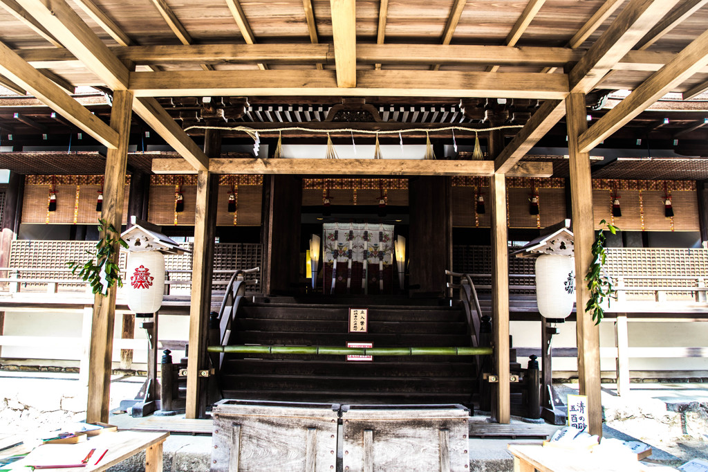 宇治上神社拝殿
