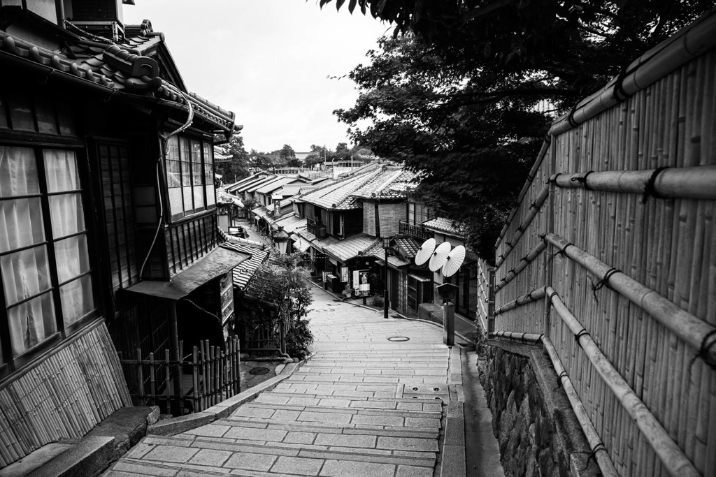 京の坂みち　二寧坂　Ⅲ