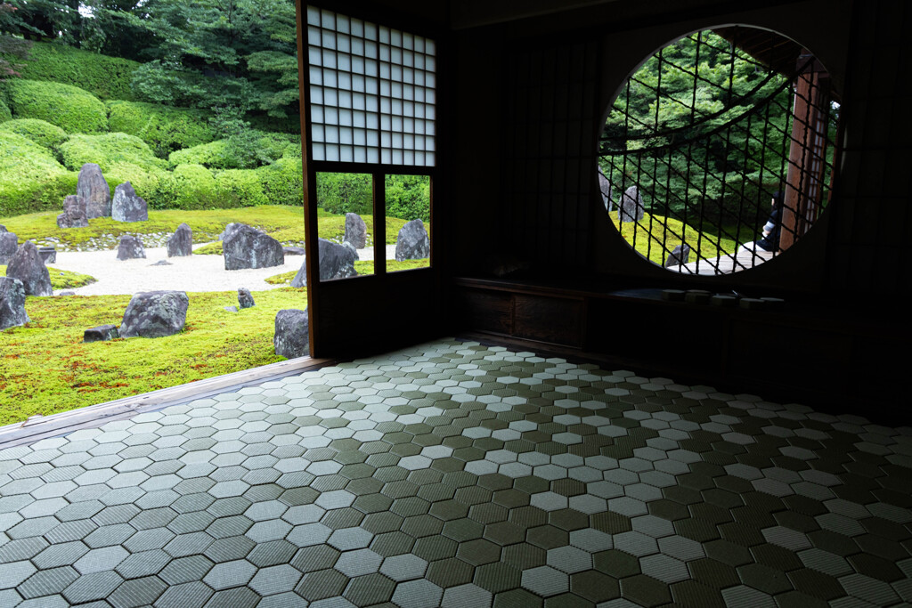 アートな畳の間