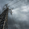 曇天と鉄塔
