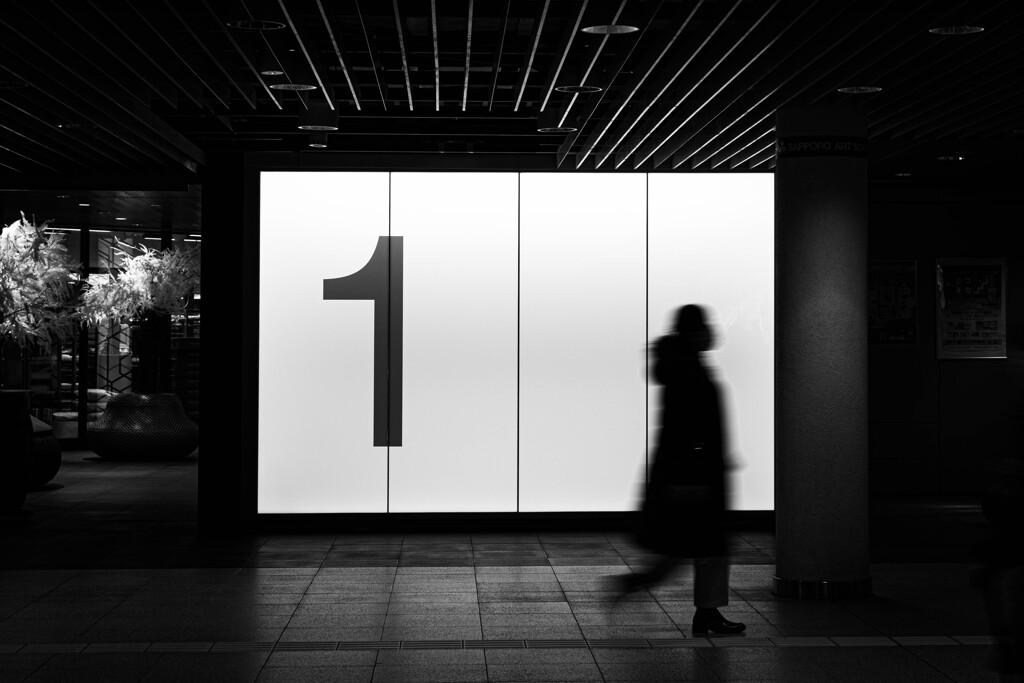 1　One