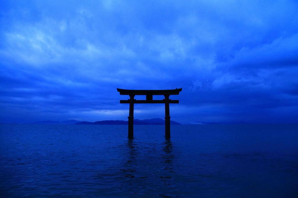 琵琶湖　湖中大鳥居