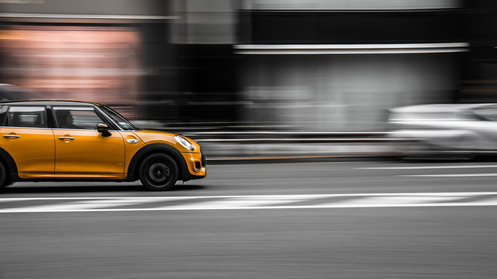 その走りはMINIではない。