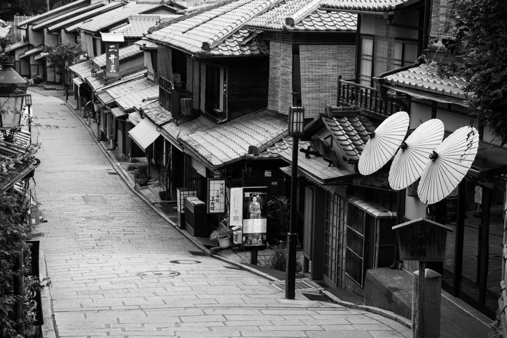 京の坂みち　二寧坂　Ⅱ