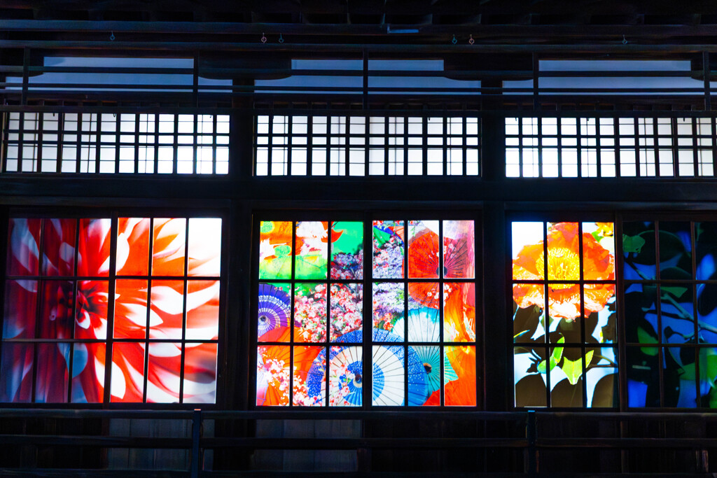 道後温泉本館を彩る