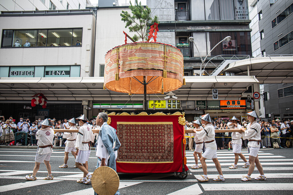 山鉾巡行・四条傘鉾①