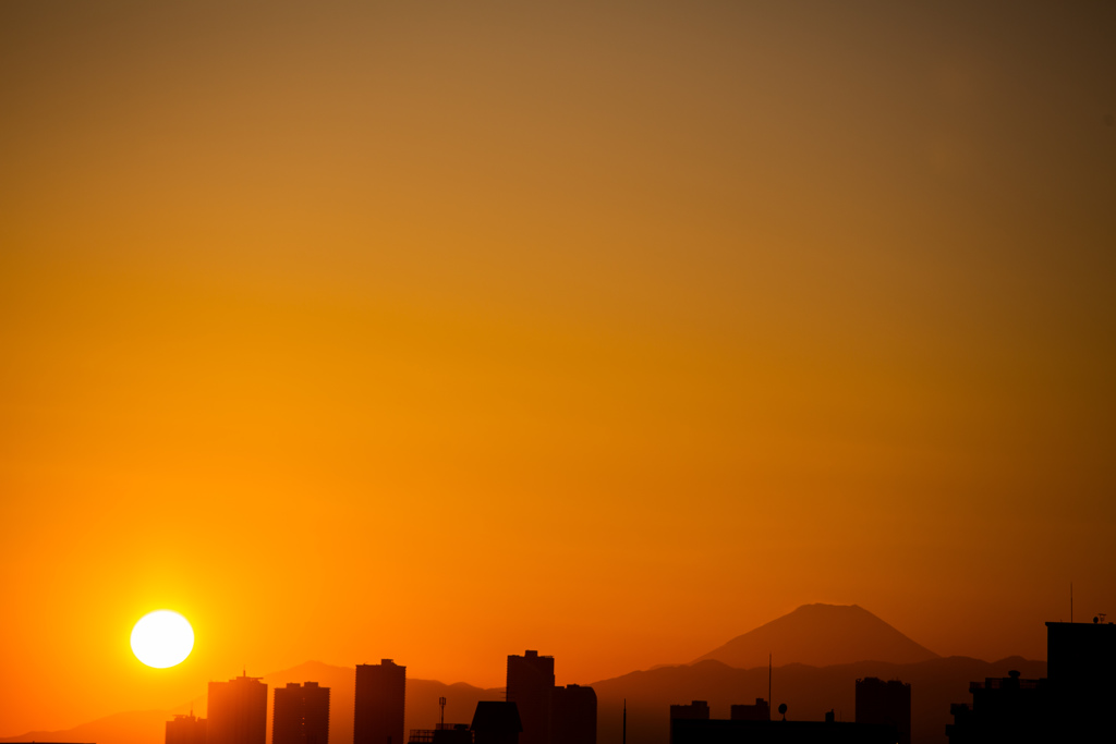 16時57分の夕陽