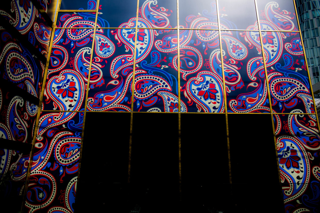 Paisley  -Wall 