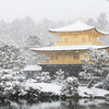 雪の金閣寺